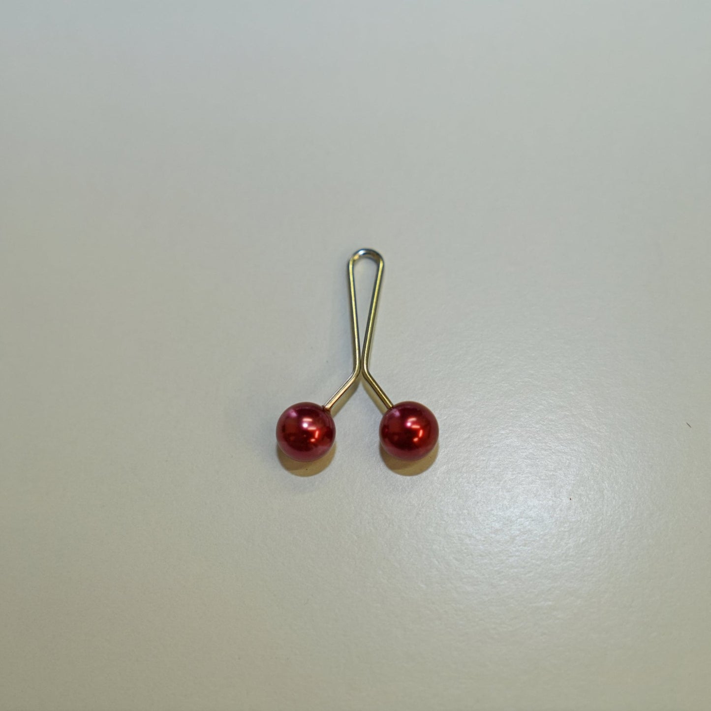 Rood Hijab clip parel