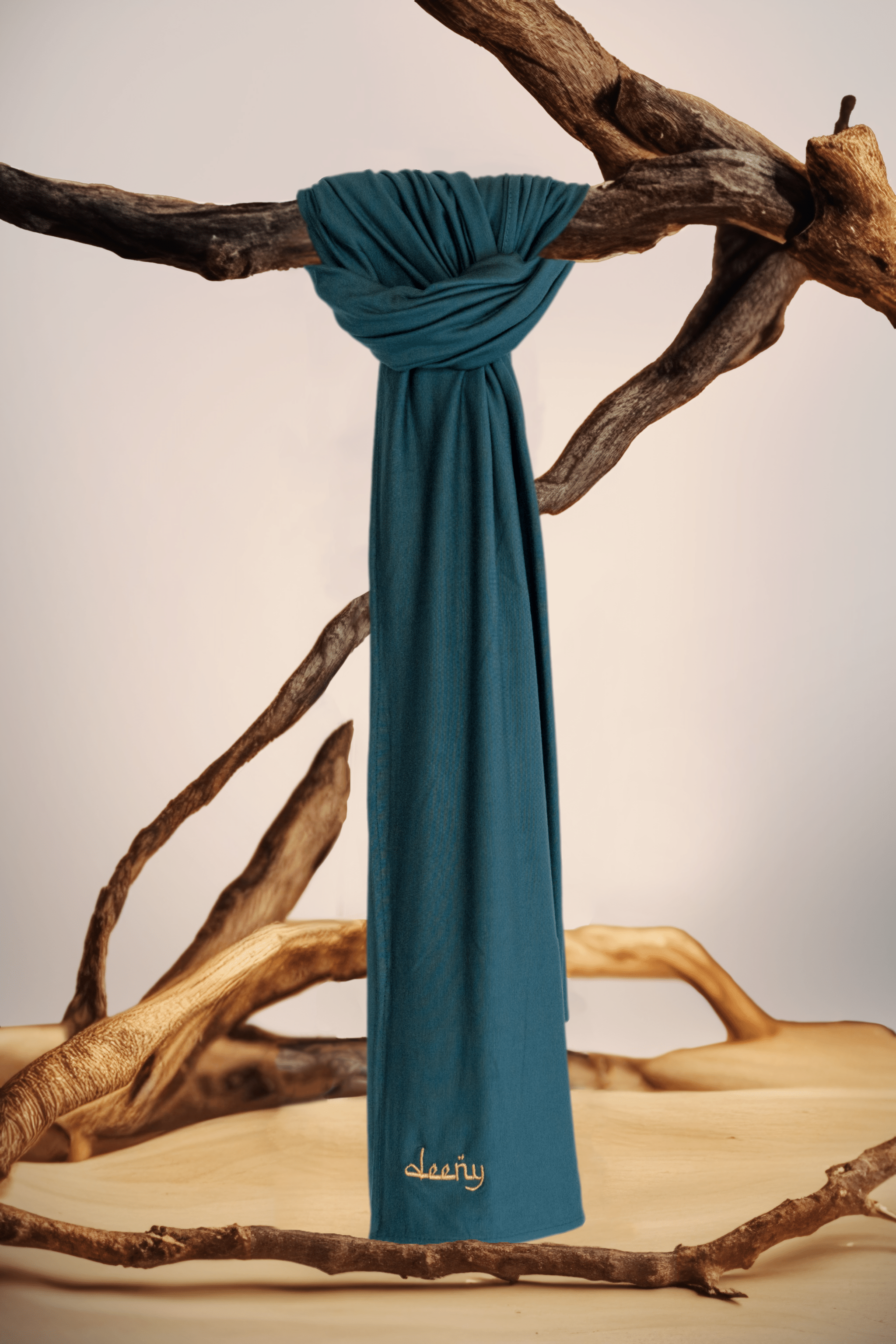 Donker Groen / Gouden Borduursel Deeny Viscose Jersey