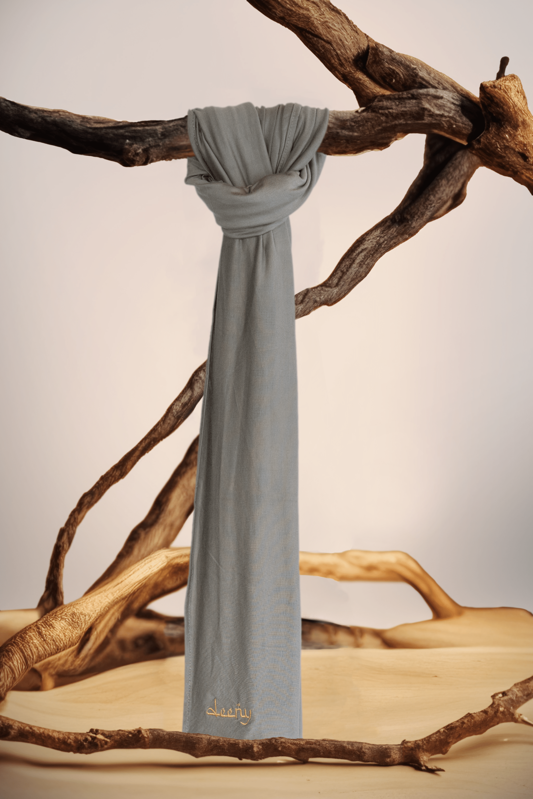 Kaki Light / Gouden Borduursel Deeny Viscose Jersey