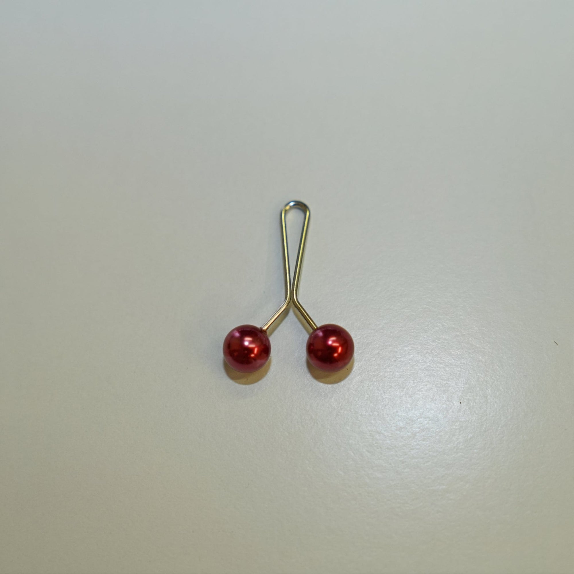 Rood Hijab clip parel