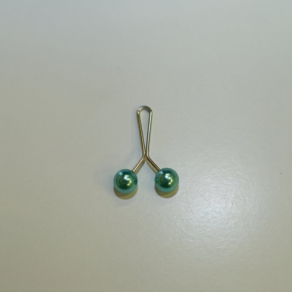 Turquoise Hijab clip parel
