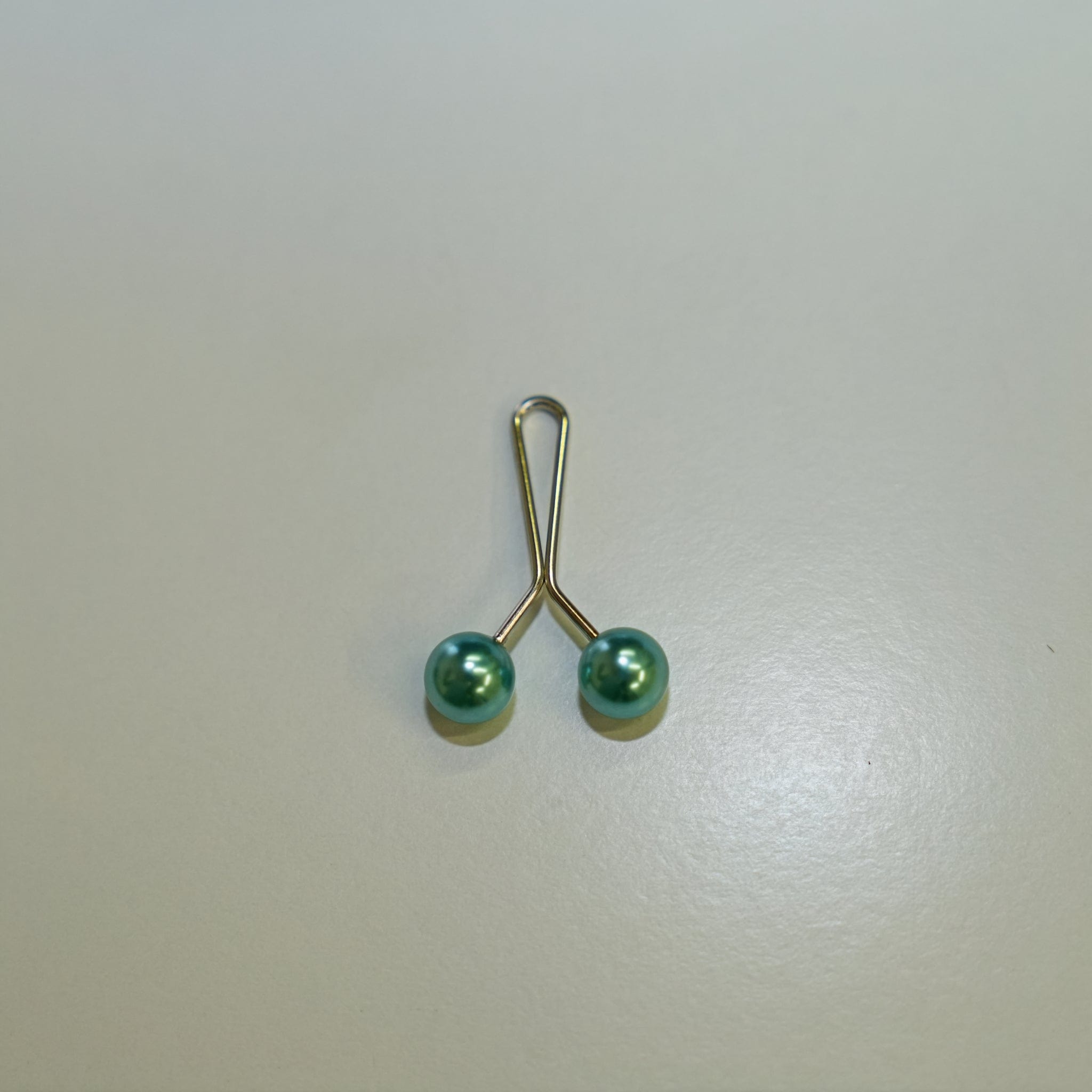 Turquoise Hijab clip parel